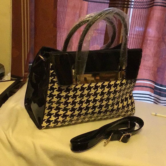 Handbag - Picture 3 of 6